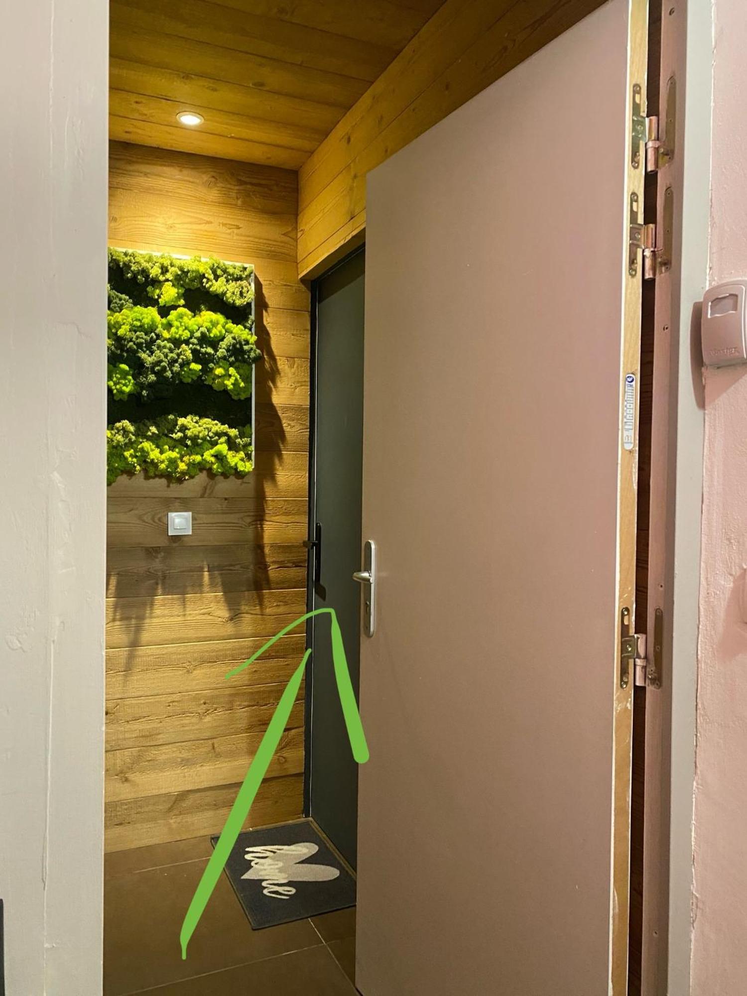 Appartement Hypercentre 80m2, A Deux Pas Du Chateau Des Rohan *